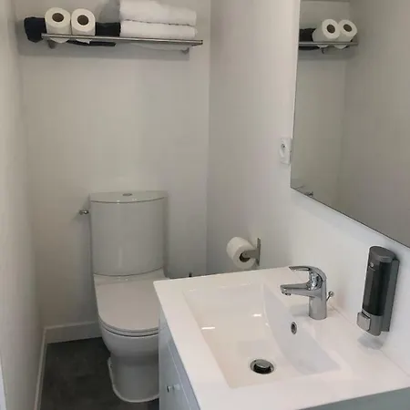 Appartement La Centre La Brèche Wifi Calme Linge De Pressing Niort